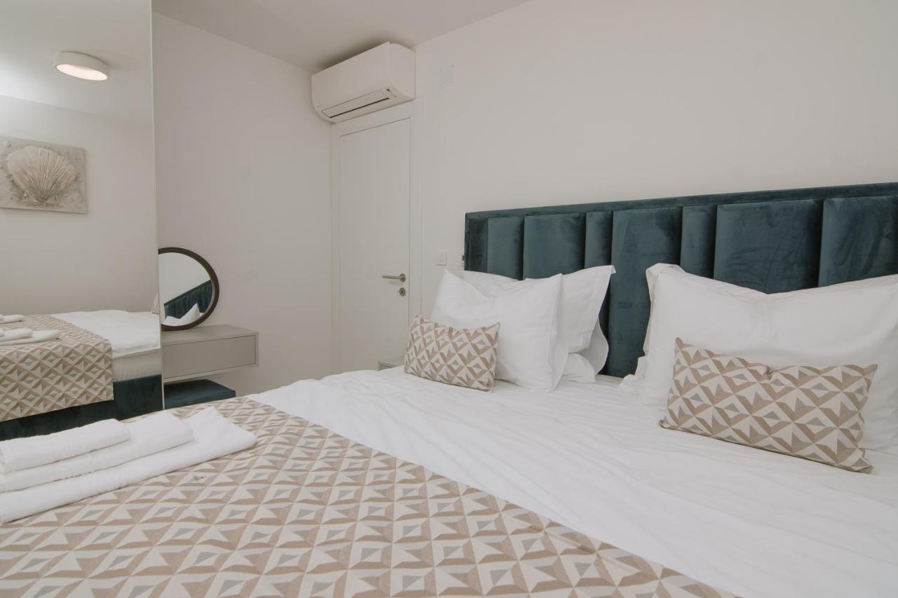 Apartments Adriatic Pearl Trogir Kültér fotó