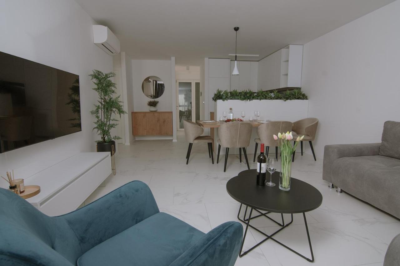 Apartments Adriatic Pearl Trogir Kültér fotó